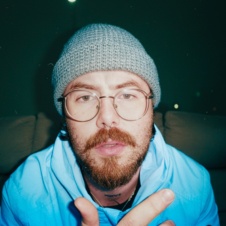 PRESS SHOT4