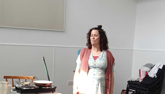 Rehearsal shot Neili alone